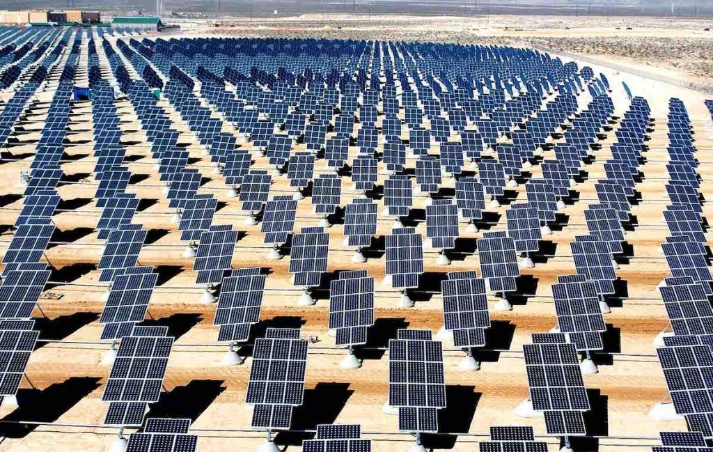 plus grande centrale solaire du monde